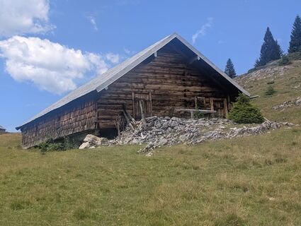 Fotografija s spletne strani mounttwosisters na poti