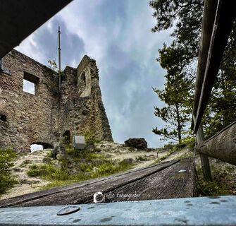 Fotografija s spletne strani Leo Fahrngruber na poti