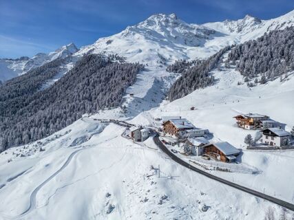 Alpengasthof Praxmar und Appartements Schwarzerhof
