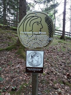 Archäologiepfad beim Luserwasserfall