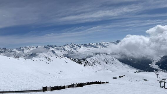 Fotografija s spletne strani Triantafillos Trogadas na poti