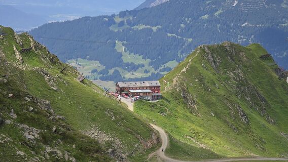 Foto von Bike Rider entlang der Tour