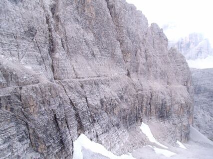 Blick vom großen Schneefeld Richtung Einstieg