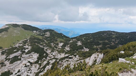 Fotografija s spletne strani Franca Škarja na poti