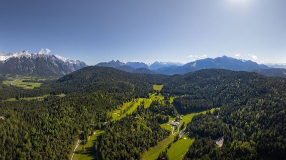 Restaurant Golfclub Wildmoos - Panoamaaufnahme (2).jpg