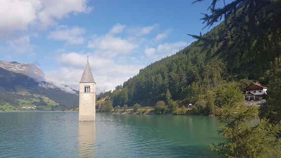 Turm im See, Graun