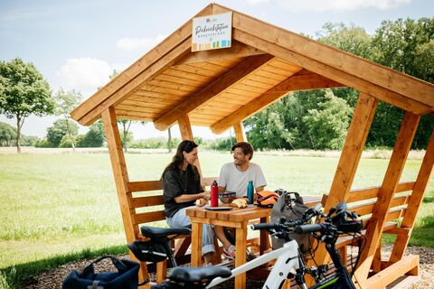 Picknickpause an der Friedensroute 