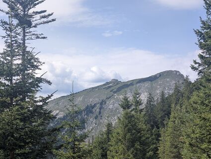Fotografija s spletne strani mounttwosisters na poti