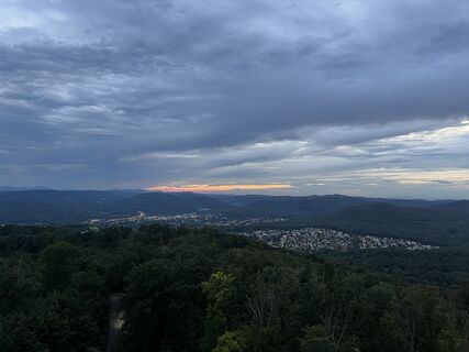Fotografija s spletne strani Michael Schachner na poti