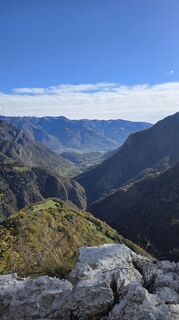 Zdjęcie z Andrea Inserra wzdłuż trasy
