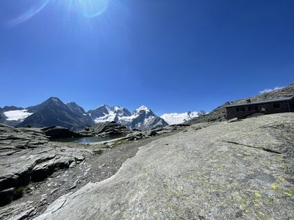 Photo de Christiane Papp le long du parcours