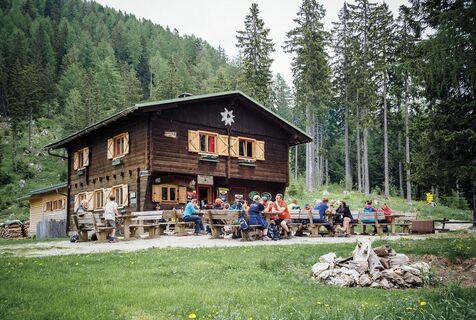 LOWRES_00000068362_Bertahuette_Region-Villach-Tour