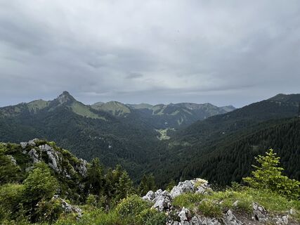 Fotografija s spletne strani Vpkonoz na poti