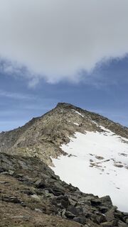 Foto von Nesimi Erjon entlang der Tour