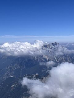 Fotografia z Rebeka Pákozdi na trase