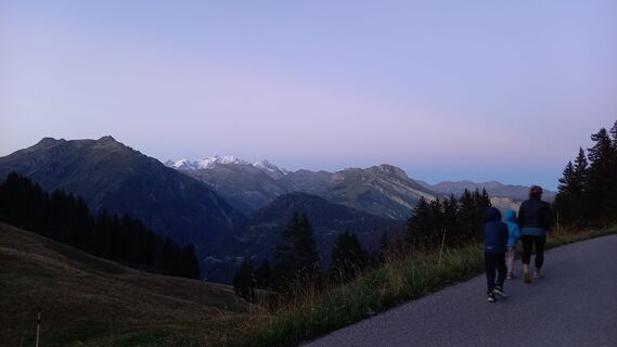 Fotografija s spletne strani Manu na poti