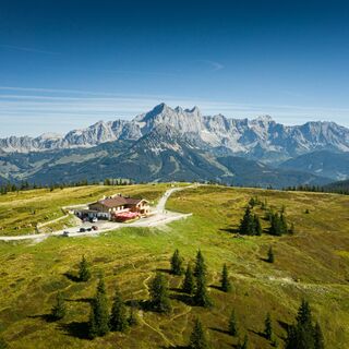 Radstädter Hütte mit Dachstein
