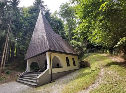 Grubbründl-Kapelle, Apfelland-Stubenbergsee in der Oststeiermark