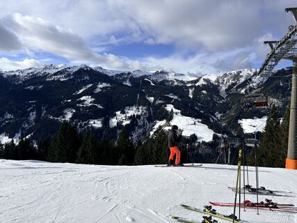 Fotografija s spletne strani Alwin van Deuren na poti
