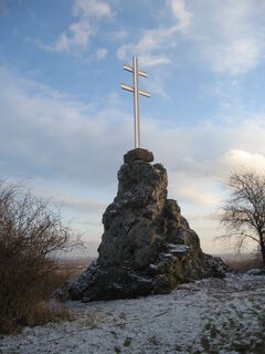 Am Hahnenböhler Kreuz bietet sich uns ein herrlicher Blick über die Rheinebene auf Forst und Deidesheim.