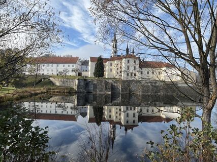 Fotografija s spletne strani schwarztoni na poti