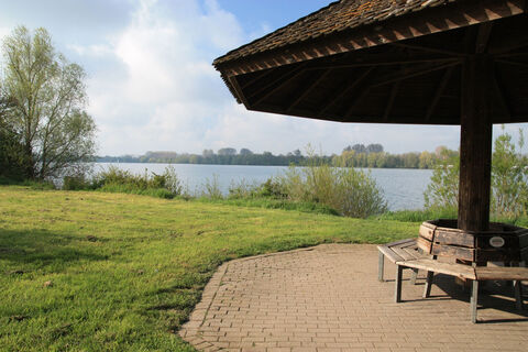Überdachter Rastplatz am Nordsee