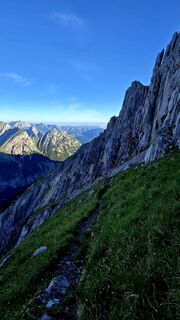 Fotografija s spletne strani se_muck na poti