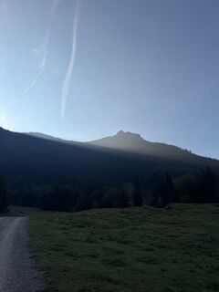 Fotografija s spletne strani Raphael Schneider na poti