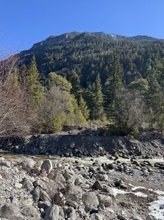 Zdjęcie z Denise Miller wzdłuż trasy