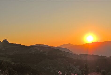 Sonnenaufgang beim Schneealpenhaus