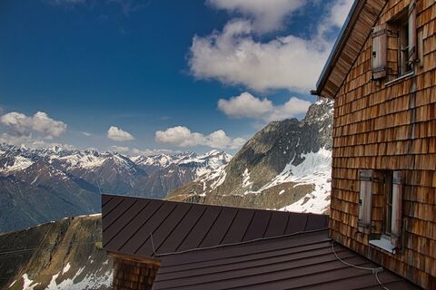 Ausblick von der Bonn-Matreier Hütte.jpeg