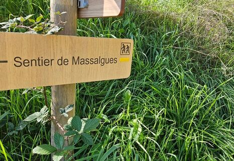 Markierung des Massalgues-Wegs