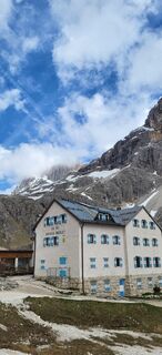 Fotografija s spletne strani Mattia Tateo na poti