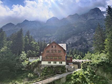 Kuva osoitteesta Darius Amarapura matkan varrella