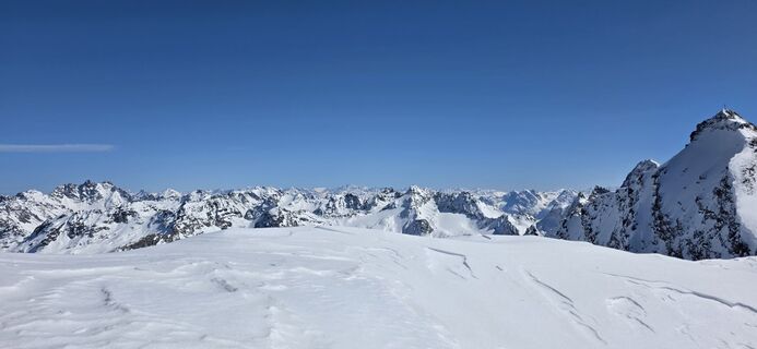Zdjęcie z Clemens Kaminski wzdłuż trasy